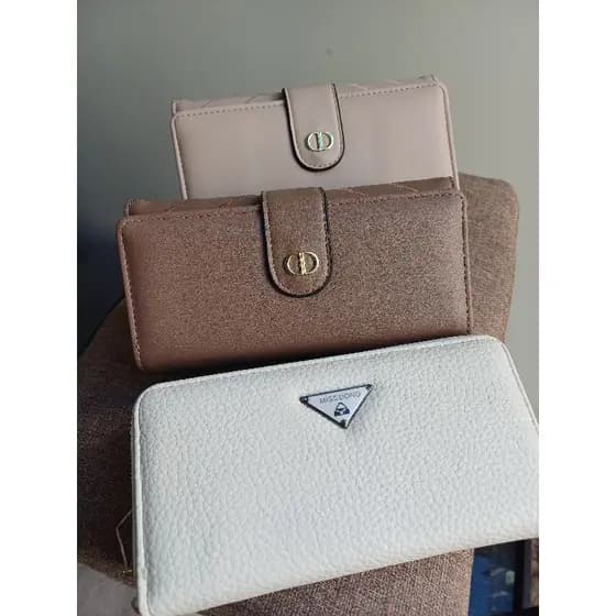 Carteira Feminina  Couro Sintético – Porta Cartões e Porta Moedas, Documentos, Elegante, Prática  e Moderna