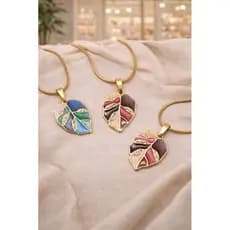 Colar de aço inoxidável com Pingente de Folha e Zircônias Dourado Hipoalergênico Delicado Multicolorido Elegante da Moda