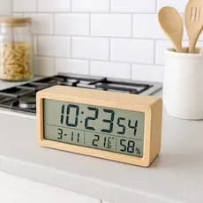 Relógio de Mesa Digital em Bambu – Hora, Data, Temperatura e Umidade