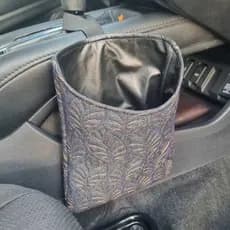 Lixeira Feminina para Carro Porta Lixo Automotiva Universal Impermeável Reforçada Carteirinha Porta Óculos