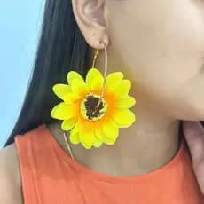 Par De Brincos De Bloquinho De Carnaval Argola Com Girassol