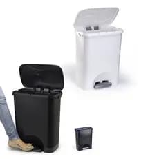 Lixeira com Tampa e Pedal 45 litros Branca ou Preta AGRAPLAST Cod.694