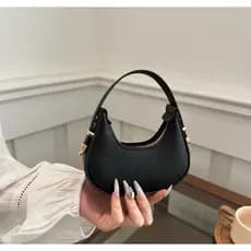 mini bag de couro com uma alça