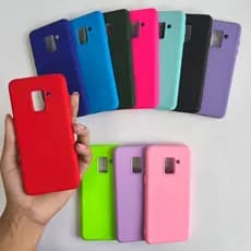 Capinha Para Samsung A8 2018 (Câmera Aberta)/ Capa Case Silicone Aveludada Colorida Forrada (CF26)