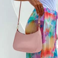 Bolsa Meia Lua Baguete Transversal Feminina Injetada Pvc Várias Cores Com Alça Removível
