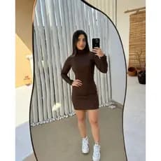 Vestido Tubinho gola Alta Manga Longa Tecido Flanelado por dentro Moda Gringa Outono Inverno