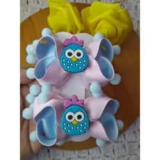 laço galinha pintadinha/ laço na Xuxinha/laço no bico de pato encapado/laço temático/laço com borrachinha