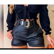 shorts de couro  / shorts couro / shorts preto / shorts de couro fake