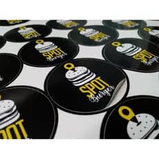 50 Adesivos em Vinil Personalizados 7x7cm