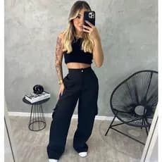 Calça Cargo Alfaiataria Feminina Pantalona com Bolsos laterais