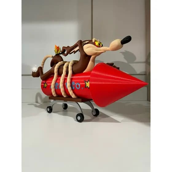 Boneco do Coiote Looney Tunes - O Clássico Inimigo do Papa-Léguas!