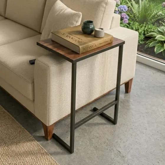 Mesa Lateral Notebook com Pés de Ferro Elegante Mesinha Apoio Sala Sofá Moderna Decoração