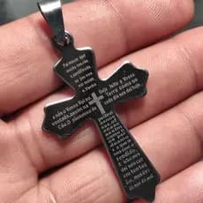 Pingente Crucifixo Grande Oração Pai Nosso Aço Inoxidável