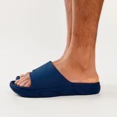 Chinelo slide masculino leve e confortável