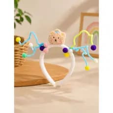 Arquinho Infantil de Pelúcia Ursinho com Pompons Coloridos -Tiara Divertida para Dia de Cabelo Maluco Festas  Fantasias