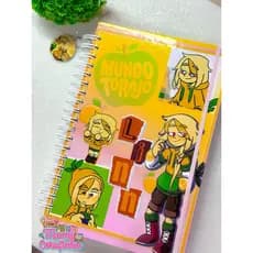 Caderno 10 matérias Linn -Colegial -Mundo Torajo*adesivo a parte