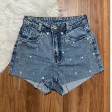 Short Jeans cintura alta com pedras brilhantes de corrente feminino