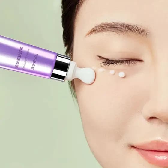 Creme Para Os Olhos Com Cafeína Desbota Olheiras Reduz Rugas , Levanta E Firma A Área Dos