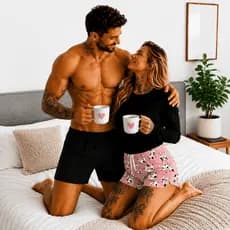 Pijama Casal Manga Longa Térmica Preta Feminina Vaquinha Rosa + Samba Canção Preto