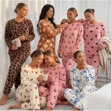 Conjunto Pijama Feminino Inverno Pelúcia Estampado Onça Coração Cereja Roupa De Dormir Confortável