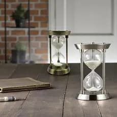 Ampulheta De Vidro E Ferro 15 Minutos Com Areia Branca Decorativa Timer Top Promoção