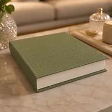Caixa Livro Decorativo 32cm Organizador Revestido Em Tecido Couro Premium