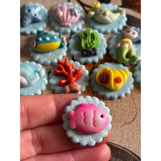 fundo do mar aplique comestível pequena sereia Ariel pasta americana donuts docinhos pirulitos