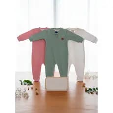 Kit 3 Macacão Suedine Liso para Bebê com Cores Minimalista