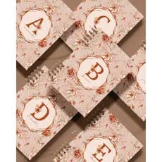 Caderno Personalizado Floral com Inicial - Capa Dura - Tamanho 5