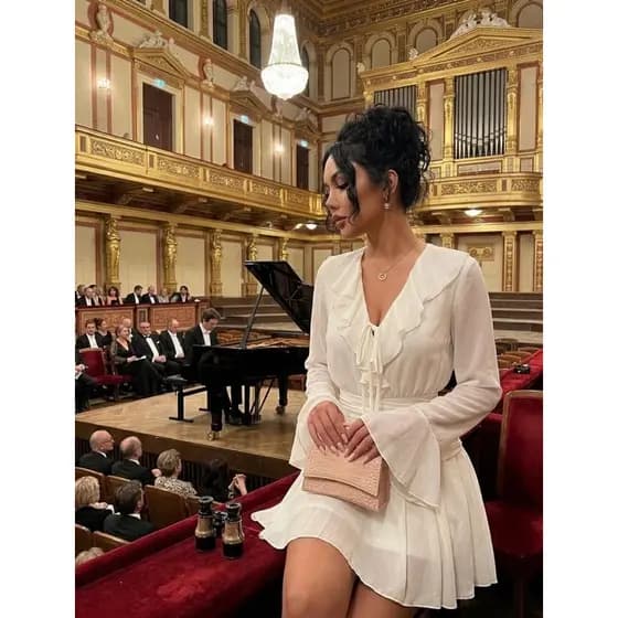 Vestido Festa Curto Evasê Feminino Manga Sino Clássico Áustria 🇦🇹