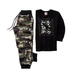 Conjunto com  Blusa em Meia Malha e Calça Moletom camuflado - Tam 1 ao 16 anos.