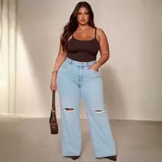 Calça Jeans Wide Leg Plus Size Feminina Cintura Alta Clara - Pantalona Com Rasgo Joelho