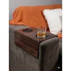 Suporte Flexível de Madeira para Sofá com 2 Porta-Copos - Cor Tabaco