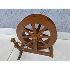 Roda Dágua Para Tanques Lagos De Peixes Com Homenzinho