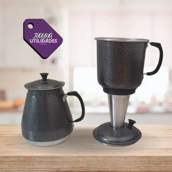 Cafeteira italiana na cor: Craqueada.