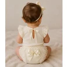 Calcinha Tapa Fralda Bebê Renda Luxo Laço Cetim Menina Bunda Rica Princesa Festa Batizado