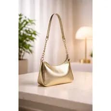 Bolsa de Mão Lisa Feminina Ideal para o Dia a Dia e festa Estiloso Bolsa de ombro feminina com alça  de corrente