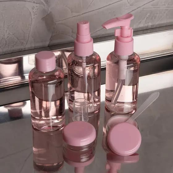 KIT PARA VIAGEM 6 PEÇAS ( SHAMPOO, CONDICIONADOR, PERFUME, CREME ENTRE OUTROS)