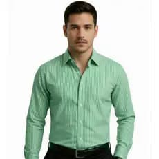 Camisa Social Listrada de Manga Longa com Acabamento Refinado