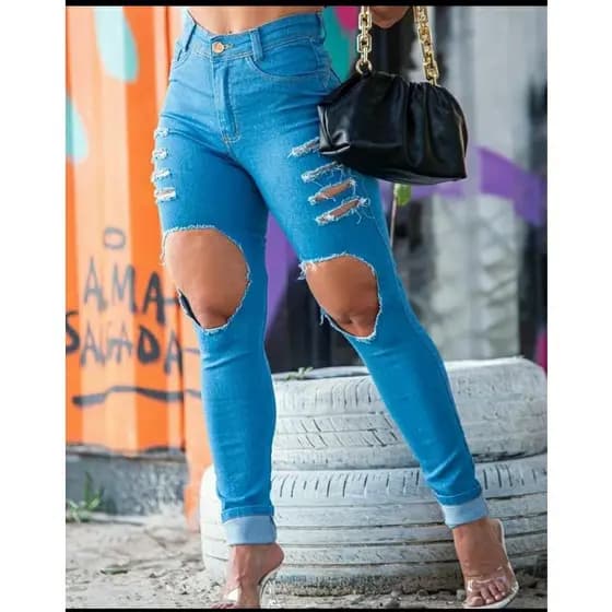 calça strech lavagem clara rasgada