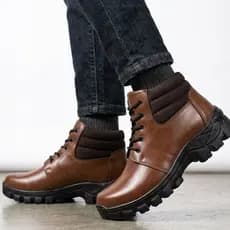 Bota Coturno Tratorada Masculino Marrom Couro Confortável Leve Reforçado Com Cadarço