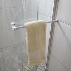 Suporte Porta Toalha Ajustavel Box De Vidro Sem Furo 75cm branco