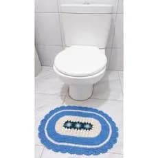 Tapete de Banheiro em Crochê Azul com Cru – Medida 53x39 cm