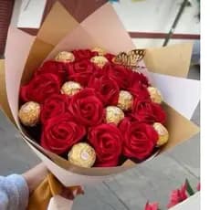 Buquê de rosas eternas, buquê de rosas de cetim,buquê de ferrero Rocher c rosas, buquê de chocolate com rosas
