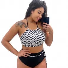 Biquíni Zig Zag Preto E Branco Plus Size Hot Pants Chevron Preto E Branco - Biquini Feminino Plus Size