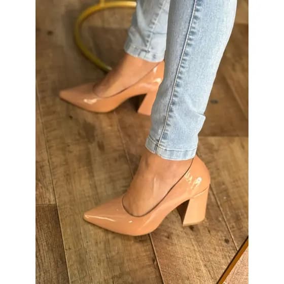 Scarpin Feminino Verniz Salto Medio 8 cm Nude Preto