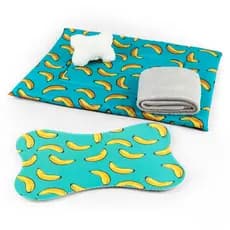 Kit Cama para Cachorro e Gato 4 pcs Caminha Cobertinha Tapete Pet Ossinho Pelucia Brinquedo 45 x 65