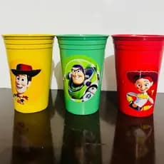 Kit 30 Copos de Plástico 330ml para lembrancinha de festa aniversário tema toy story personagens
