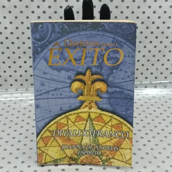 Livro Diretrizes para o êxito - Divaldo Franco usado