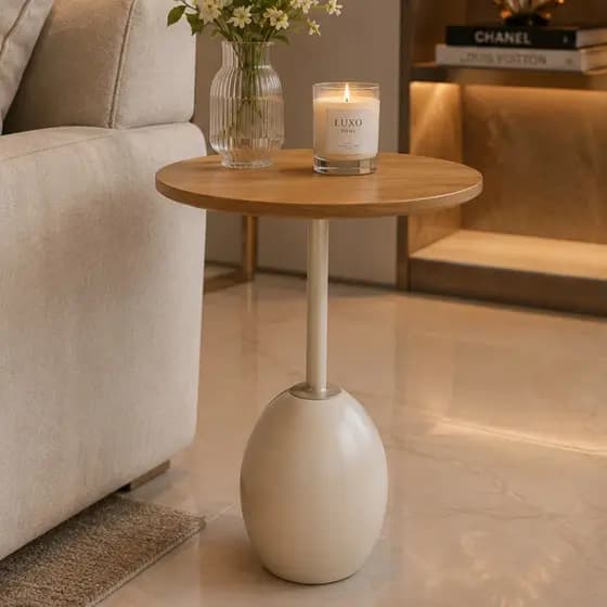 Mesa Lateral Base Luna Oval Off White em Madeira Natural